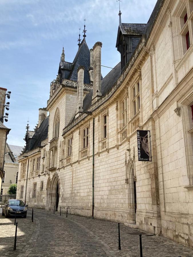 L'Annexe D'Auron, Charmant F2 Au Coeur De Bourges Zewnętrze zdjęcie